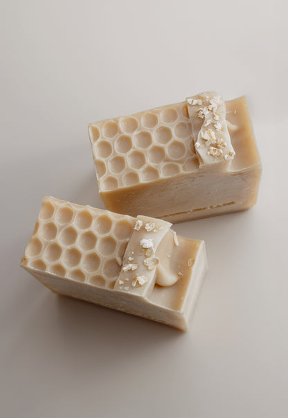 OATMILK & HONEY SOAP BAR